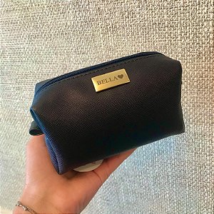 Necessaire Manu P azul marinho personalizada com ferragens douradas