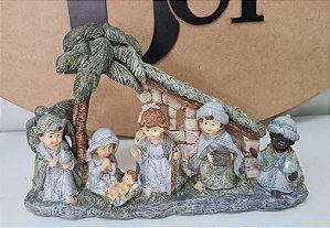 Imagem Presépio da Sagrada Família com Reis Magos Resina 28 cm