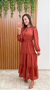 Vestido longo com mangas longas