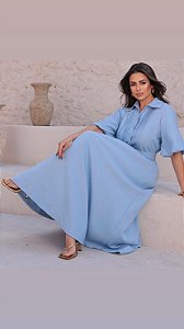 Vestido azul claro com babado