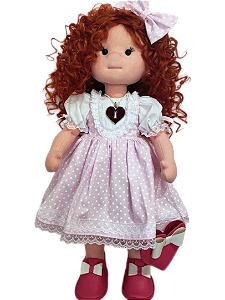 Boneca Luxo de pano 54cm de altura e rosto modelado
