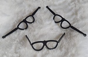 Óculos com Haste - Cor Preto - pequeno - Medidas na descrição