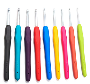 Agulhas para Croche  -  Cabo Emborrachado - Kit com 9 agulhas - 2,0mm a 6,0mm