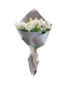 Klaroma Bouquet Branco com Mini Spray Rosa e Almiscar