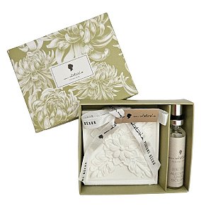 M Victoria Alecrim e Limão Siciliano - Gesso Perfumado Quadrado Floral