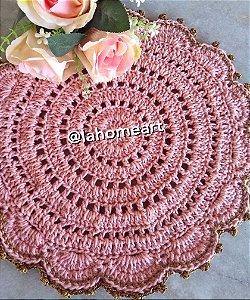 SOUSPLAT DE CROCHÊ - SALMÃO E DOURADO- LOVELY