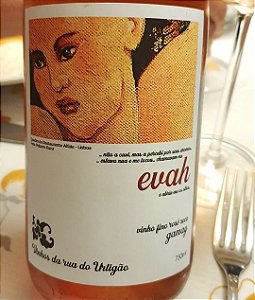 COMPRAS A PARTIR DE 4 GARRAFAS DO MESMO  PRODUTOR - VINHO NATURAL BRASIL - CLARETE SECO - VINHO DA RUA DO URTIGÃO - Evay Gamay Pinheiro Machado 2023