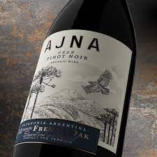 NATURE WINES CAIXA SOMENTE DE 06 GARRAFAS DENTRO DESTA CATEGORIA E GANHE 01 GARRAFA SURPRESA – Vinícola Secreto Patagônico Ajna Pinot Noir 2025