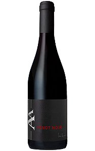 ACABOU DE CHEGAR NO BRASIL -IMPORTADORA AMARELA -COMPRAS NO TOTAL DE R$ 850,00 PODENDO MISTURAR -SIGNATURE AA PINOT NOIR 2023