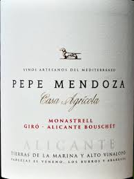 NOVIDADE - PEPE MENDOZA CASA AGRÍCOLA TINTO BLEND 2022