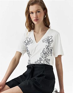 T-Shirt Floral Cordonê