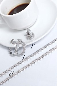 Dupla de argola cravejada