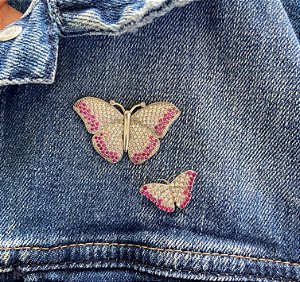 Broche de borboleta ródio branco