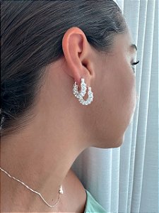 Argola cravejada cristal