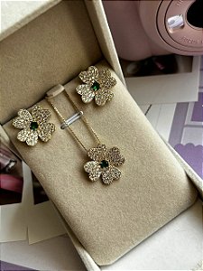 Conjunto flor semi joia banhado no ouro (escolha a cor)