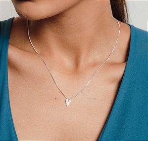 colar coração cravejado na prata 925