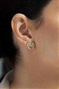 Brinco Coração Entrelaçado (30 dias para chegar) Dourado