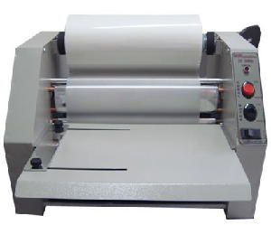 Plastificadora Rotativa de Bobina R280