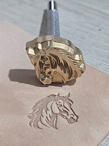 PINO DE LATÃO P119 Cavalo 3 cm