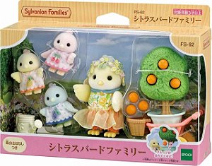 Conjunto e Cenário Sylvanian Families Familia dos Passaros Criticos