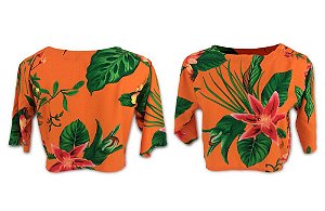 Blusa de Viscose com Decote Canoa Fundo Laranja Estampa Floral