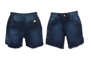 Short Plus Size Feminino Jeans Escuro Manchado Com Barra Desfiada