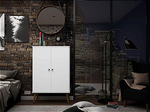 Armário porta objetos com portas de giro e prateleiras internas