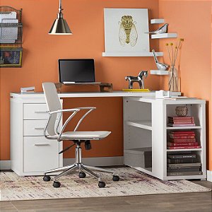 Mesa em L com armário aclopado