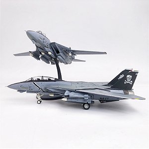 F-14 TOMCAT - COM ASAS DE GEOMETRIA VARIÁVEL (1:100)