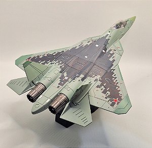 SU-57 FELON - 1:72 (GRANDE) - COM PEÇAS MÓVEIS