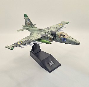 SU-25 - UCRÂNIA - 1:72 (23CM)