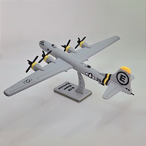 B-29 SUPERFORTRESS - 30CM (1:144)