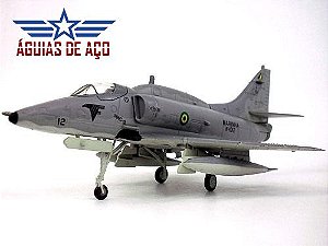 RARIDADE! A-4 Skyhawk - Marinha do Brasil - 1:72