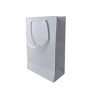 SACOLA COM ALÇA DE NYLON - 23,5X15,5X8CM