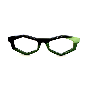 Óculos de Grau Gustavo Eyewear G153 7 nas cores verde escuro, verde e jade, com as hastes Animal Print. Origem