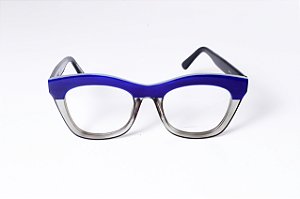 Óculos de Grau Gustavo Eyewear G69 18 nas cores azul e fumê e hastes pretas