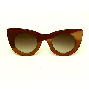 Óculos de Sol Gustavo Eyewear G48 2 em tons de doce de leite, hastes marrom e lentes marrom degrade. Origem.