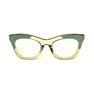 Óculos de Grau Gustavo Eyewear G69 14 nas cores âmbar e prata, com as hastes marrom.