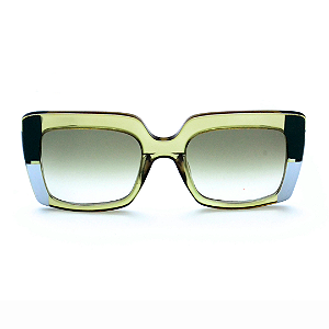 Óculos de Sol Gustavo Eyewear G59 1 em tons de verde e prata, hastes pretas e lentes cinza. Novidades