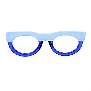 Óculos de Grau Gustavo Eyewear G120 1 em tons de azul e hastes pretas.