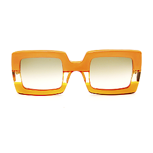 Óculos de Sol Gustavo Eyewear G01 7 laranja e âmbar, hastes Animal Print e lentes marrom degrade.