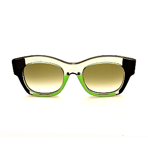 Óculos de Sol Gustavo Eyewear G58 3 Preto, fumê e verde. Hastes pretas e lentes marrom degrade. Black November.