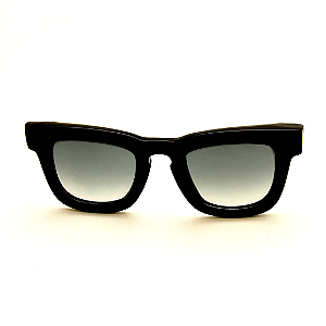 Óculos de Sol Gustavo Eyewear G39 1 Preto com lentes cinza. Black November. Unisex.