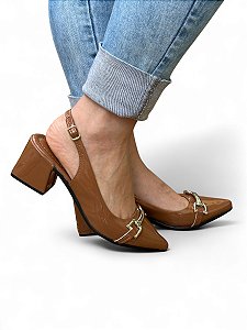 Scarpin Slingback Caramelo fivela Salto Grosso