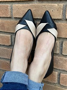 Sapatilha Bico Fino Fitada Preta/Nude