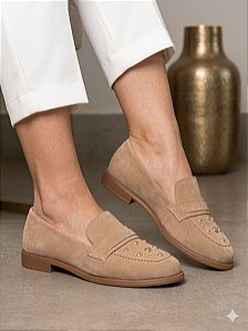Mocassim Slim Rebite Camurça Bege