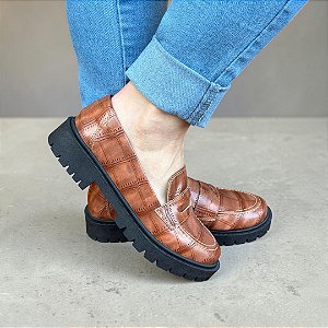 Mocassim Tratorado Croco Caramelo