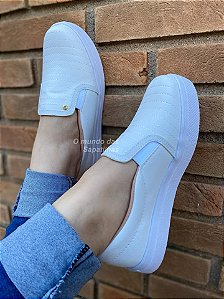 Tênis Slip On Branco Ponto Luz