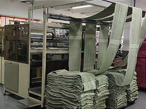 Máquina de Costura Transversal Automática Texpa QRSN 146 – Ano 2001