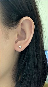 Brinco de prata lua com mini zircônia baby